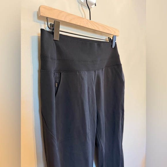 Athleta • Black Venice High Rise Stretchy Jogger Casual Sz Sm Pockets - Picture 6 of 12